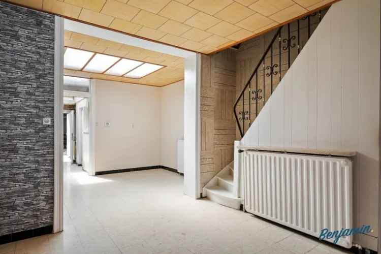 Rijwoning Menen 2 slaapkamers koertje ruime zolder