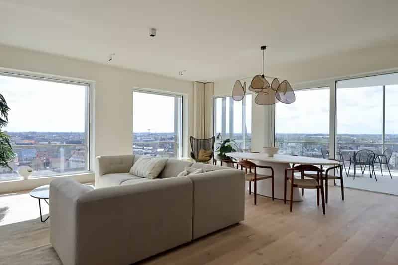 Appartement te Huur 133m2 3 slaapkamers Panoramisch Uitzicht