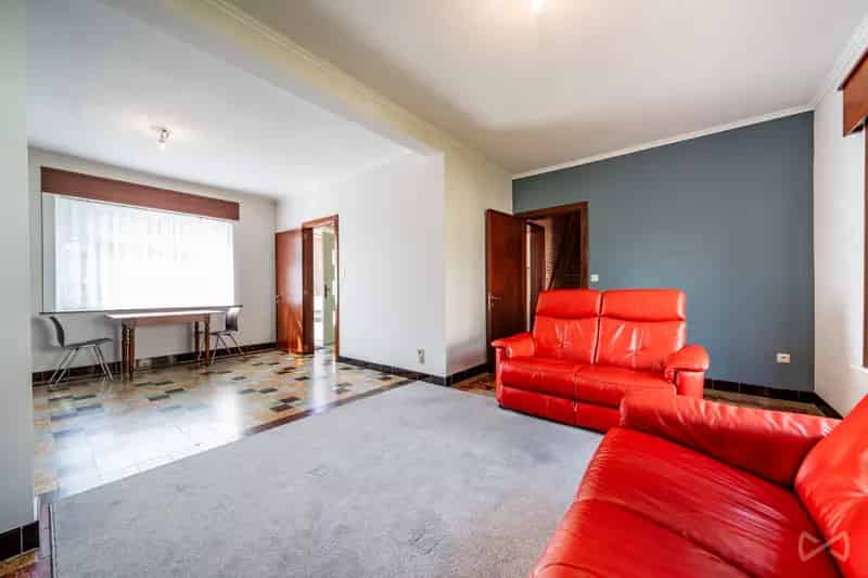 Huis 3 4 slaapkamers Pipaix grote garage en tuin