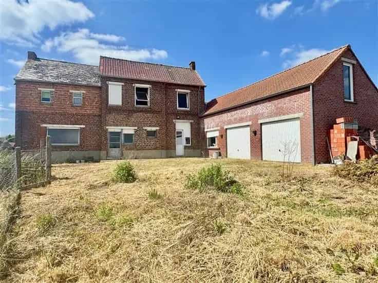 Te renoveren woning 4 slaapkamers Le Pays des Collines
