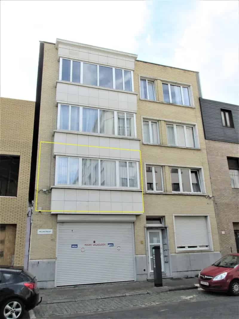 Appartement te Koop Borgerhout Laar Moorkensplein