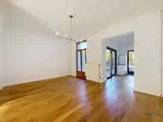 Huis te huur Koekelberg 3 slaapkamers 242m²