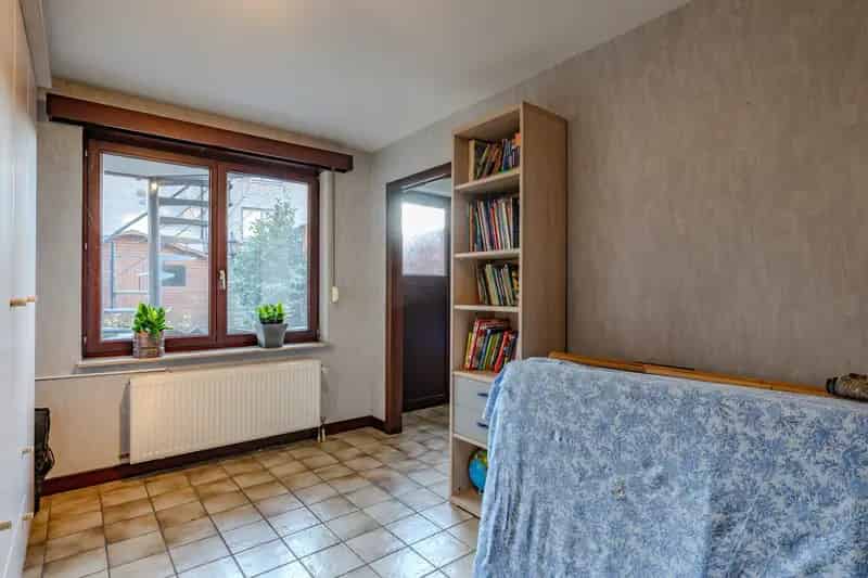 Duplex Appartement Mortsel: 2 slaapkamers, Garage, Tuin, Kangoeroewoning Mogelijk