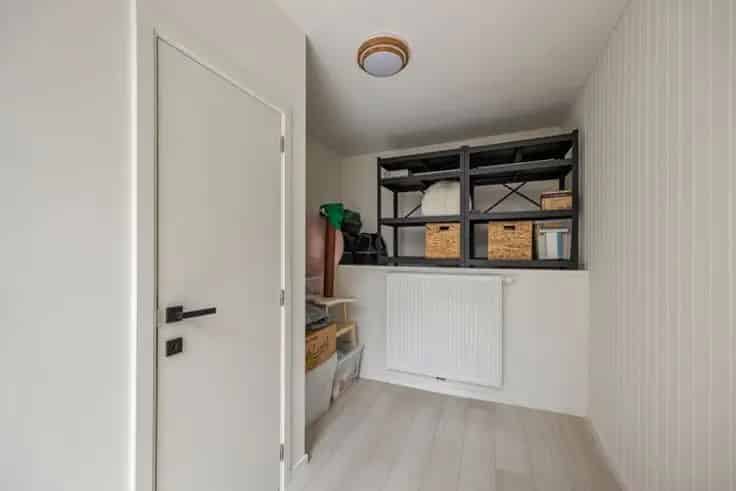 Huis Te Koop Hoboken: Instapklare Gezinswoning