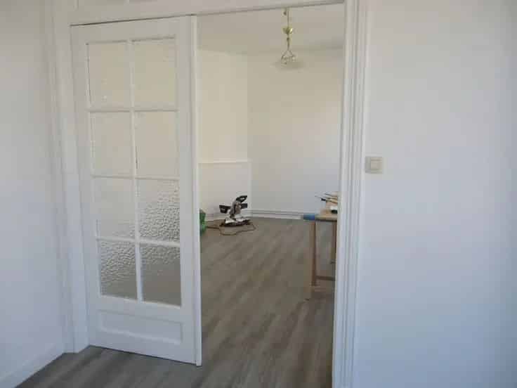 Appartement Te Koop Nabij Winkels en Transport