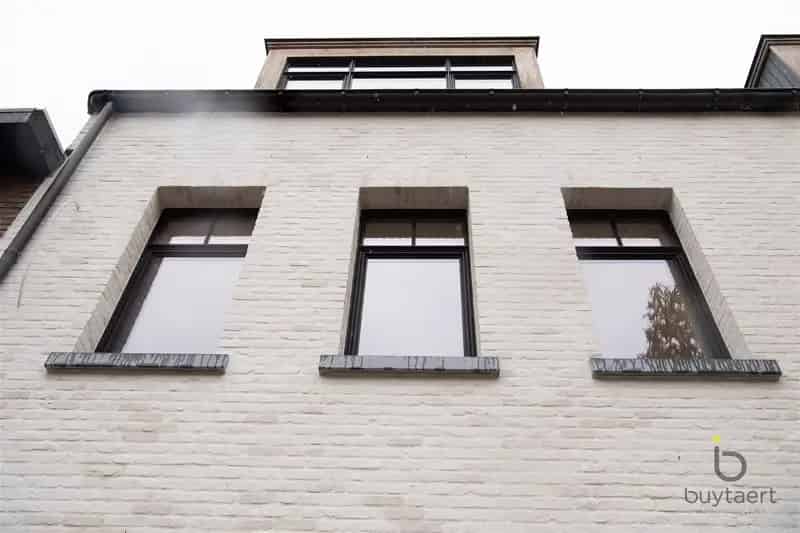 Duurzaam en Stijlvol Nieuwbouw Rijwoning Tuin