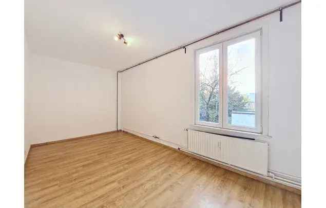 Huur 1 slaapkamer appartement van 86 m² in Namur