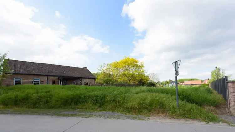 Bouwgrond te Koop Deerlijk 1050m² Rustig Gelegen