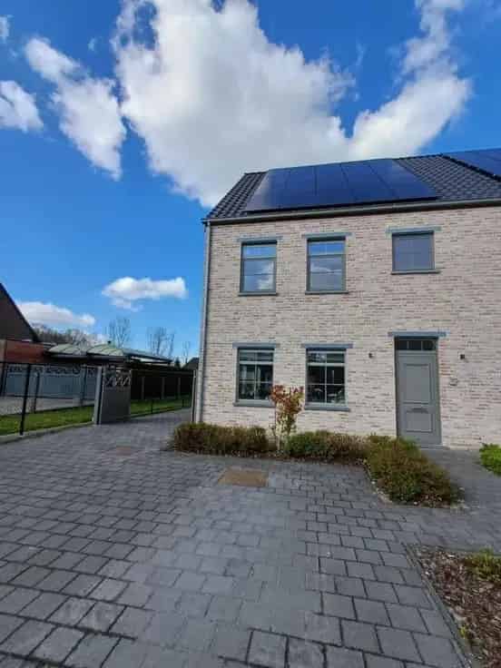 Huis Te Koop: Landelijke woning 4 slaapkamers