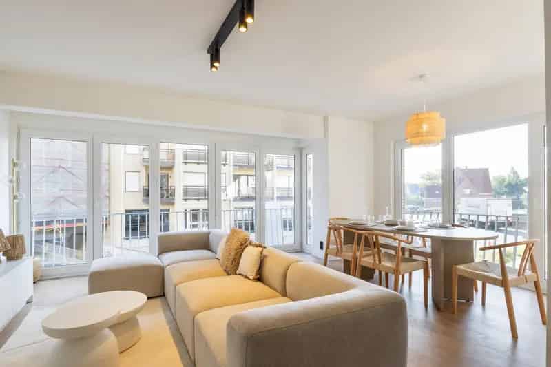 Gerenoveerd Appartement Koksijde-Bad Nabij Zee