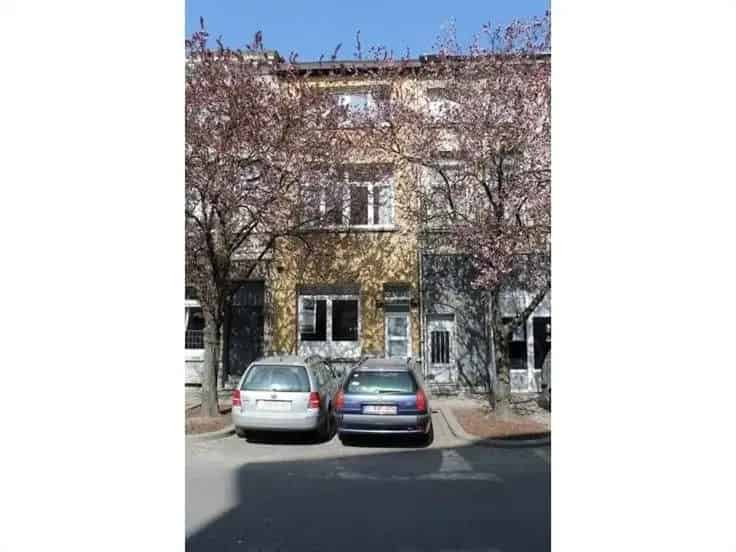 Antwerpen 4 Slaapkamers Huis Te Koop