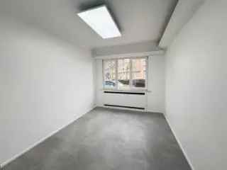 Handelspand te huur Brussel - Medisch Paramedisch 12m²