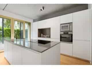 Appartement te koop Antwerpen - 3 slaapkamers, terras, 2 parkings