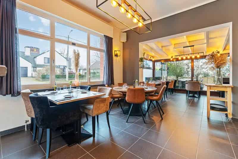 Huis te huur te Putte: Renovatieproject met 5 slaapkamers