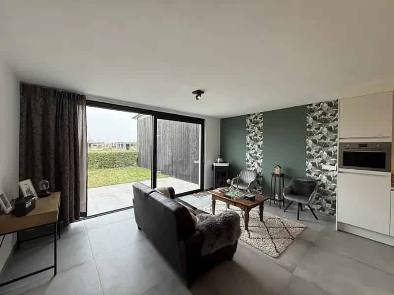 Recente woning te Overmere met open zicht