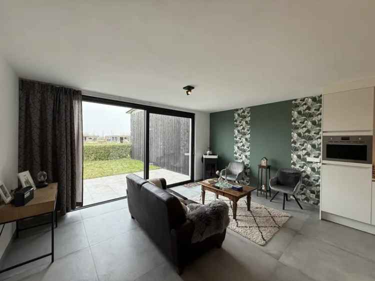 Recente woning te Overmere met open zicht
