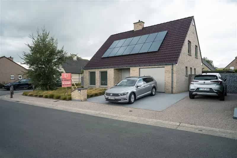 zeer verzorgde woning met 4 slpk
