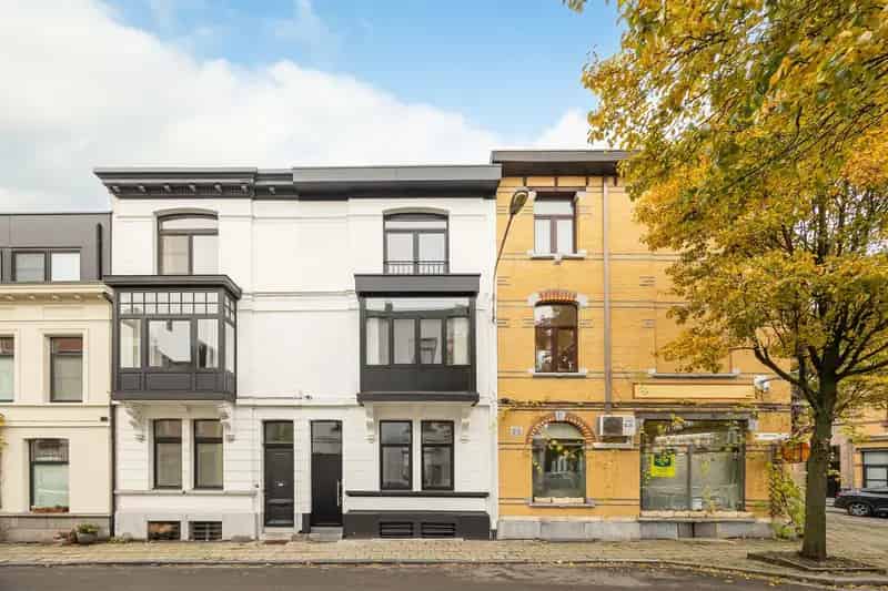 Huis te koop Oud Berchem 2 slaapkamers instapklaar