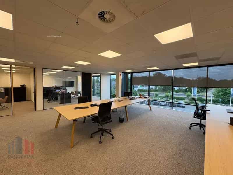 Kantoren te Huur Sint-Denijs-Westrem 981m²