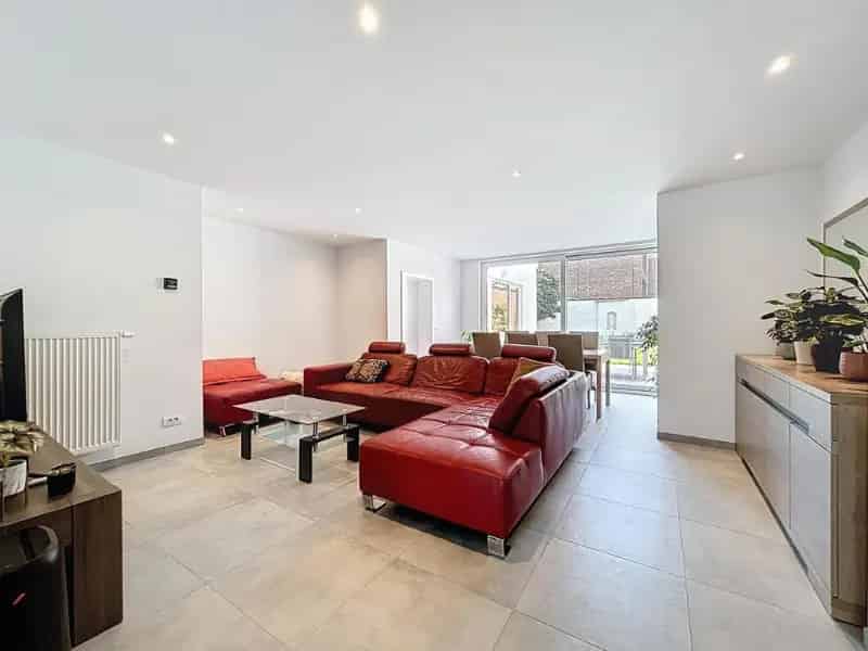 Huis te koop 3 slaapkamers garage stadstuin gerenoveerd 2023