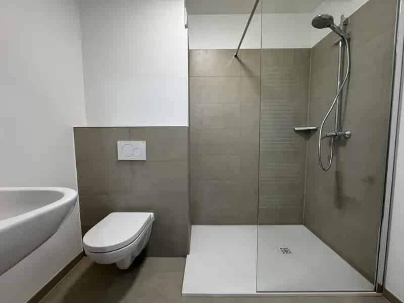 Appartement te koop 1 slaapkamer tuin vernieuwd