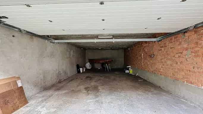 Garagebox te Huur Merksem 3 Auto's Opslag