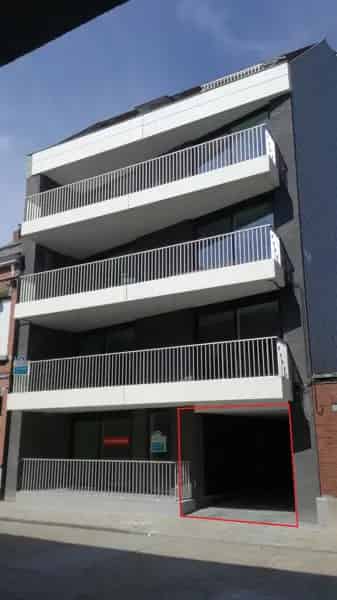 Garage te Huur Roeselare Nabij Station