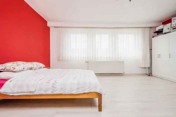 Appartement 76m2 3de Verdieping Nabij NATO