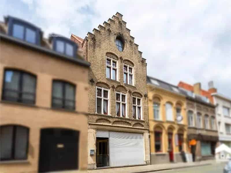 Huis te koop Ieper 3 slaapkamers recent vernieuwd dak