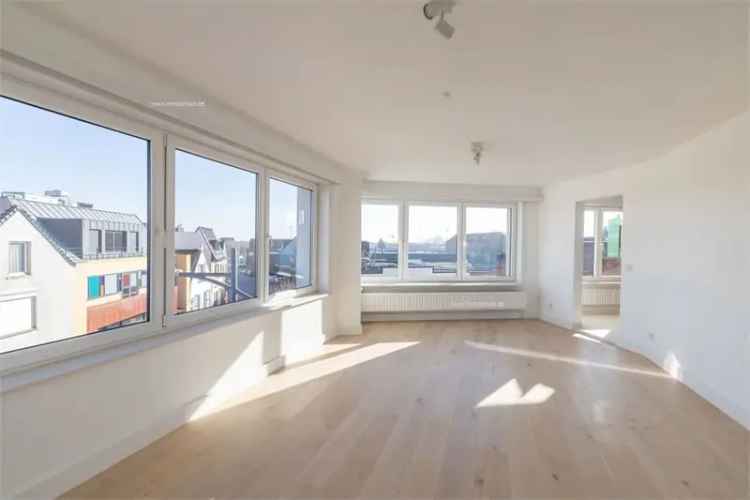 Appartement te Koop Knokke-Heist 2 Slaapkamers  Nieuwstraat
