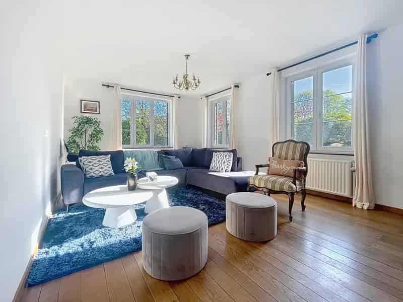 Huis te huur 5 slaapkamers rustige omgeving