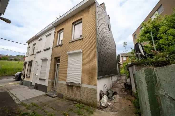 Huis 3 slaapkamers te renoveren met tuin