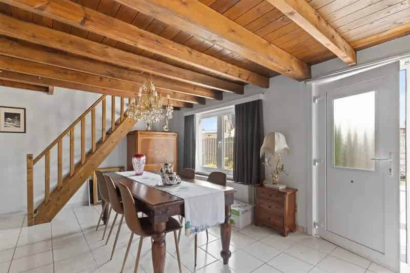 Gezellige Open Bebouwing 250m²