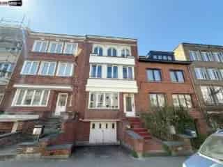 Huis te koop Schaarbeek 6 slaapkamers grote tuin