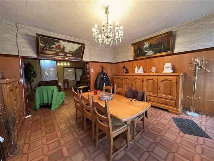 Huis Te Koop Montignies-sur-Sambre 3 slaapkamers Tuin
