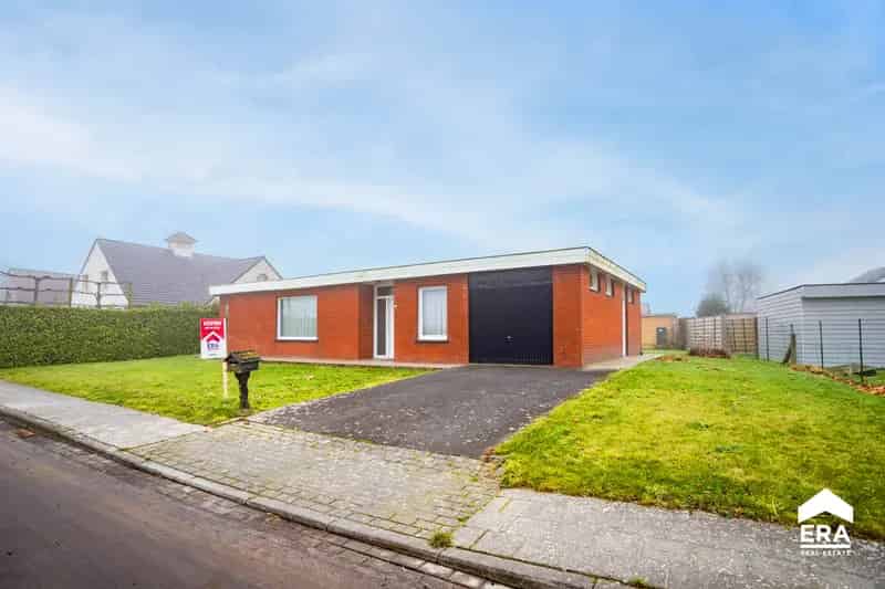 Gelijkvloerse woning 3 slaapkamers garage tuin te huur Ieper