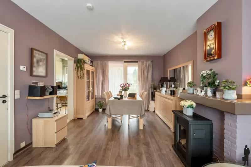 Te renoveren bel-etage woning 315m² met diepe tuin