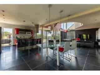 Villa te koop Leval Trahegnies 4 gevels grote tuin