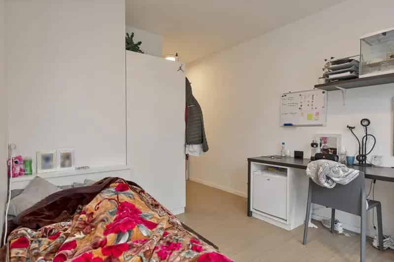 Studentenkamer nabij Tour Taxis en Noordstation