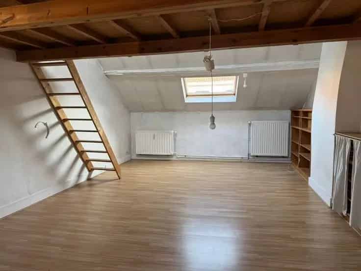 Appartement Te Koop Nabij Place de la Chapelle en Sablon