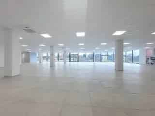 Kantoor te huur Aarlen 600m² met Appartement 170m²