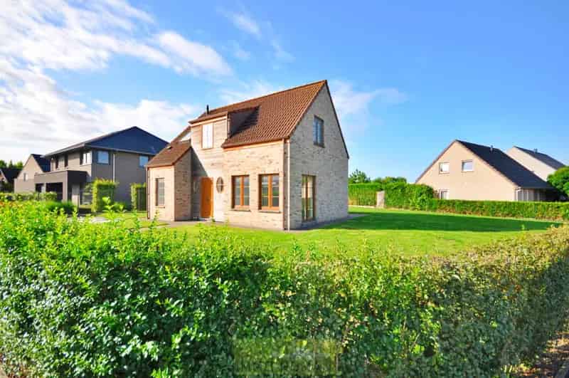 Huis te koop Ronse: Instapklare woning met tuin