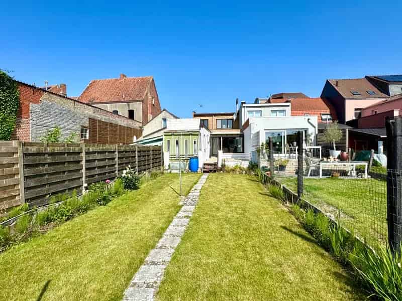 Rijwoning 3 slaapkamers Garage Tuin