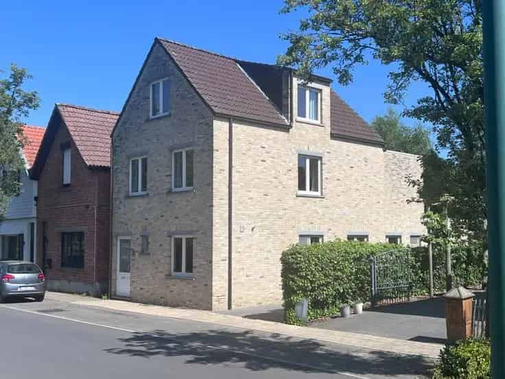 Duplex te Koop - Instapklare Ruime Duplex Nabij Centrum