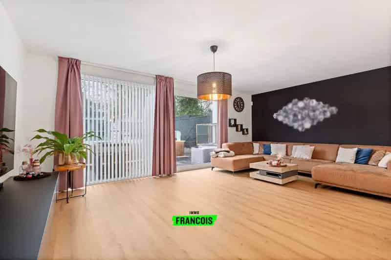 Moderne 4 Slaapkamers Huis Doornzele Zwembad Sauna