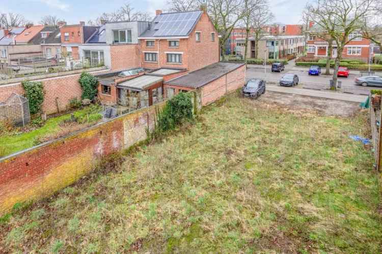 Prachtig gelegen projectgrond in het centrum van Mol met zicht op het Boulevardpark.