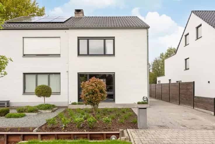 Huis Te Koop Oostmalle: Instapklare gezinswoning nabij centrum
