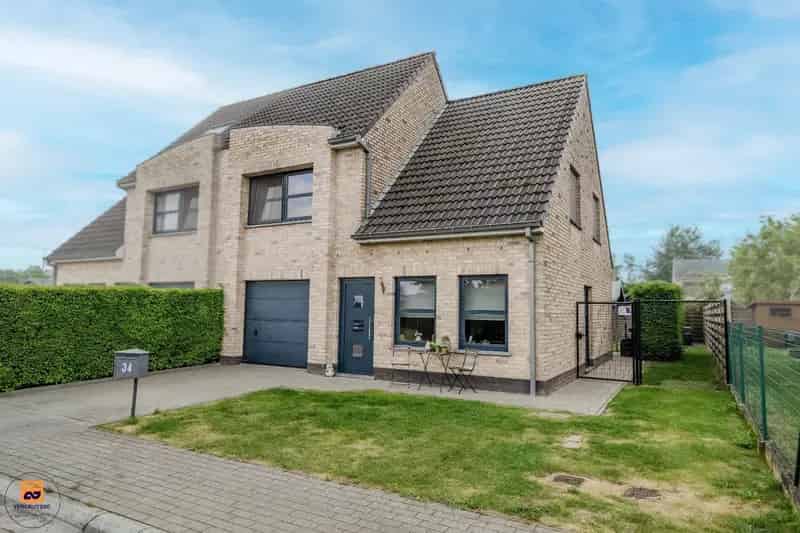 Huis te koop Sleidinge - Instapklare woning met 3 slaapkamers
