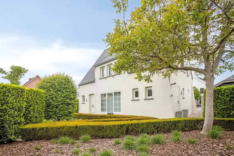 Villa te koop 3 slaapkamers tuin zwembad
