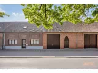 Boerderij te koop Aalst - Ruime hoeve met bijgebouwen